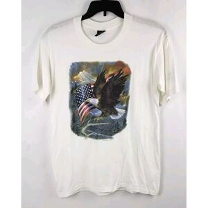 Vtg Bald Eagle USA America Nature Art Graphic Made In USA Classic Platinum M